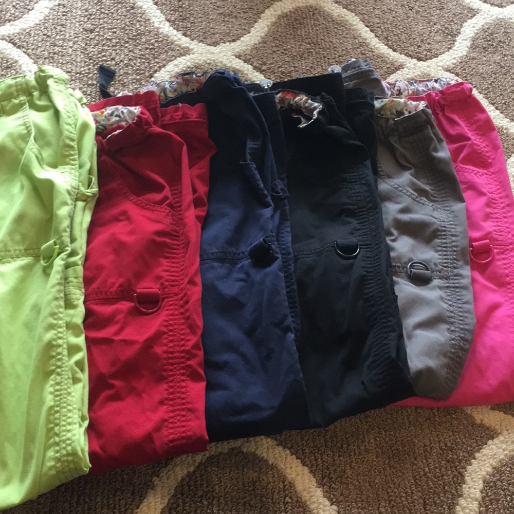 Medium Koi Scrub pants